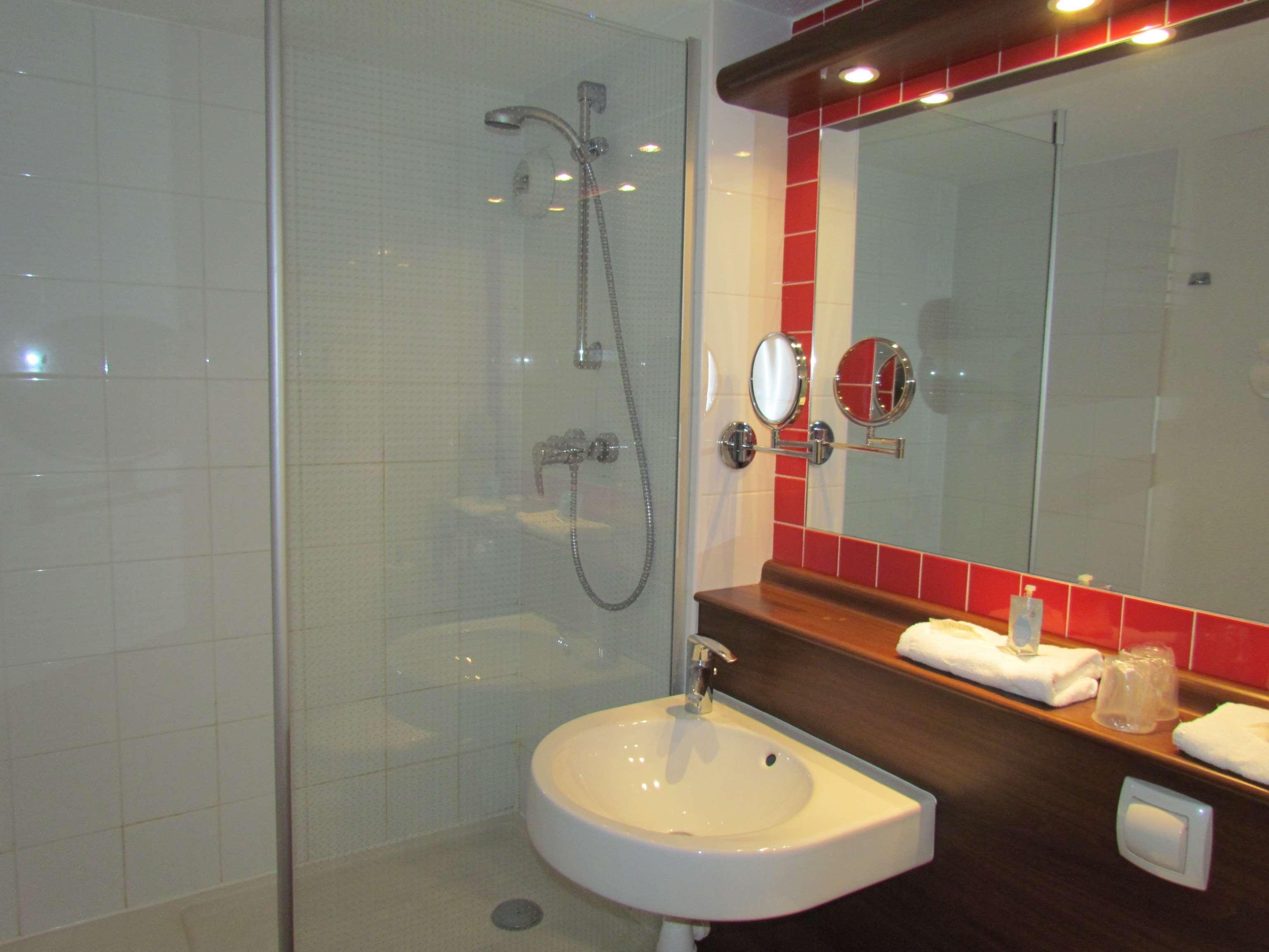 Kyriad Montpellier Nord Parc Euromedecine Saint-Clement-de-Riviere Ngoại thất bức ảnh